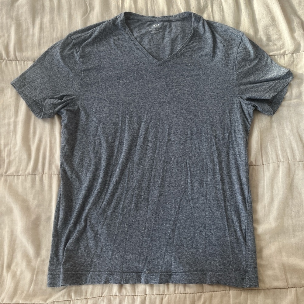 Grey H&M V-neck T-shirt